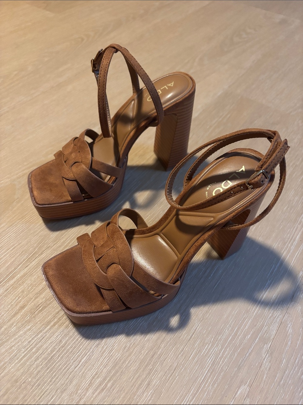 NIB ALDO Women's Beverlyanne Block Heel Sandal size 5 - Picture 3 of 6